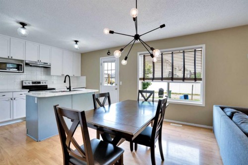 356 Chaparral Drive Se, Calgary, AB - Indoor Photo Showing Dining Room