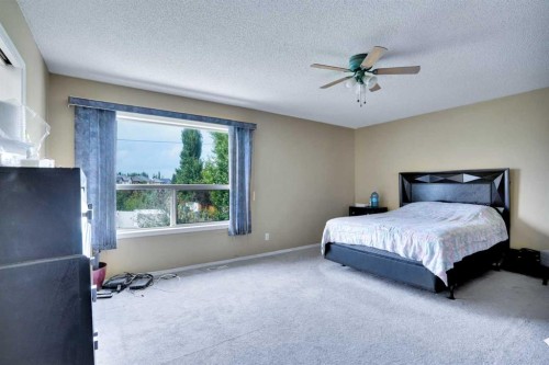 356 Chaparral Drive Se, Calgary, AB - Indoor Photo Showing Bedroom