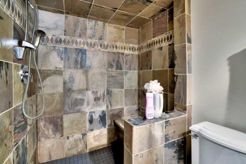 356 Chaparral Drive Se, Calgary, AB - Indoor Photo Showing Bathroom