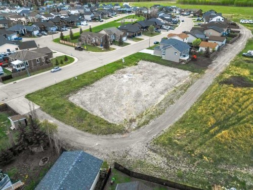 222 12 Avenue Ne, Sundre, AB 