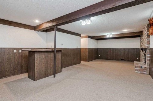 330 Oakwood Place Sw, Calgary, AB - Indoor