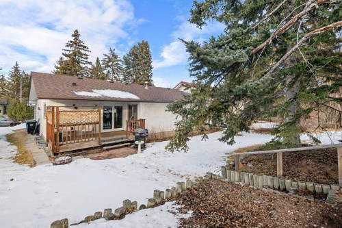 330 Oakwood Place Sw, Calgary, AB - Outdoor