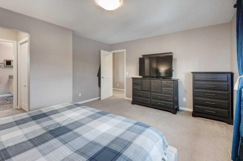 1024 Ranch Road, Okotoks, AB - Indoor Photo Showing Bedroom