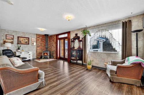 33235 Range Road 64, Rural Mountain View County, AB 