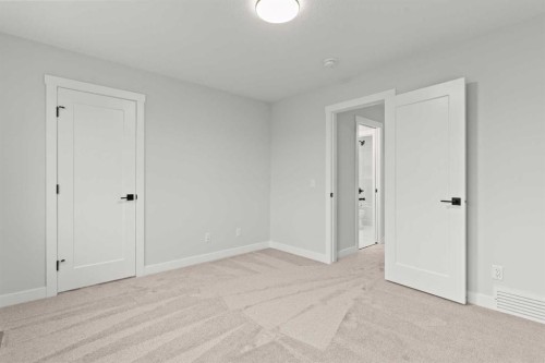 463 Kinniburgh Loop, Chestermere, AB - Indoor Photo Showing Other Room