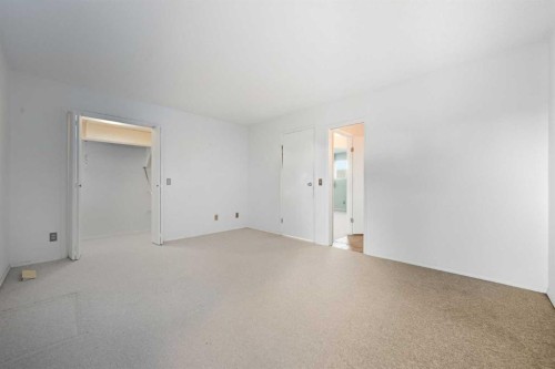 16280 5 Street Sw, Calgary, AB - Indoor Photo Showing Other Room