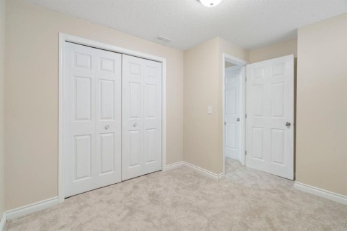 209 Hawkstone Drive Nw, Calgary, AB - Indoor Photo Showing Other Room