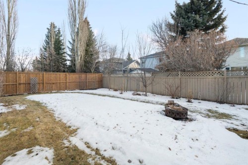 209 Hawkstone Drive Nw, Calgary, AB - Outdoor