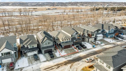 548 Cranbrook Gardens Se, Calgary, AB - Outdoor