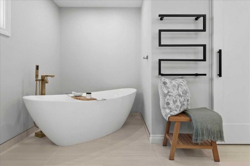 255 Gleneagles View, Cochrane, AB 