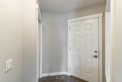 173 Silverado Plains Close Sw, Calgary, AB - Indoor Photo Showing Other Room