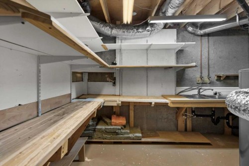 15 Oakmount Place Sw, Calgary, AB - Indoor