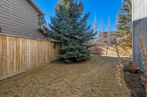 15 Oakmount Place Sw, Calgary, AB - Outdoor