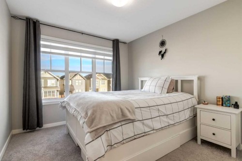 577 Masters Road Se, Calgary, AB - Indoor Photo Showing Bedroom
