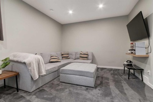 577 Masters Road Se, Calgary, AB - Indoor