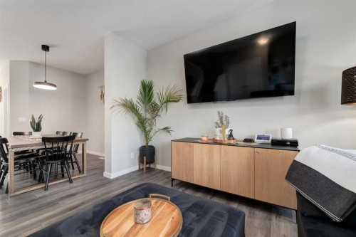 577 Masters Road Se, Calgary, AB - Indoor