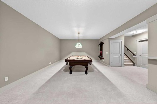 10 Discovery Ridge Way Sw, Calgary, AB - Indoor Photo Showing Other Room