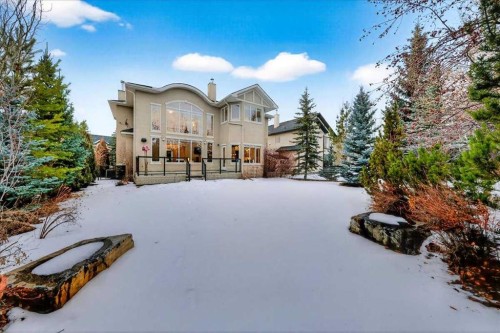 10 Discovery Ridge Way Sw, Calgary, AB - Outdoor