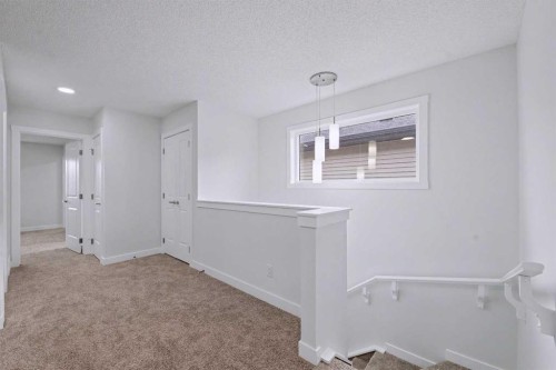 526 Wolf Willow Boulevard Se, Calgary, AB - Indoor Photo Showing Other Room
