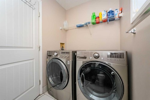 4 Del Ray Crescent Ne, Calgary, AB - Indoor Photo Showing Laundry Room