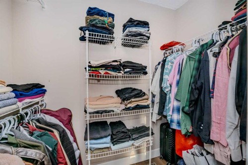4 Del Ray Crescent Ne, Calgary, AB - Indoor With Storage
