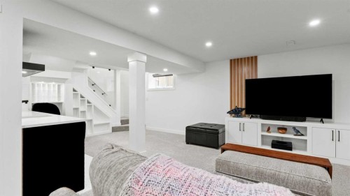 7036 Silverview Road Nw, Calgary, AB - Indoor