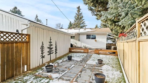 7036 Silverview Road Nw, Calgary, AB - Outdoor