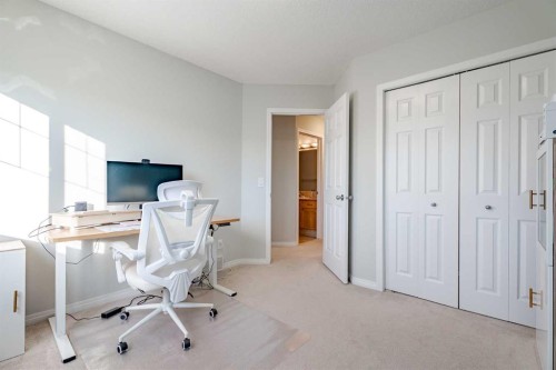 42 Bridlecrest Gardens Sw, Calgary, AB - Indoor Photo Showing Office