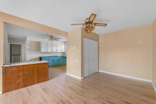 6316 Bowwood Drive Nw, Calgary, AB - Indoor