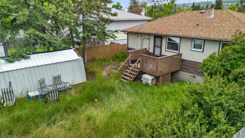 6316 Bowwood Drive Nw, Calgary, AB - Outdoor