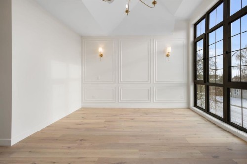 2115 22 Avenue Sw, Calgary, AB - Indoor Photo Showing Other Room