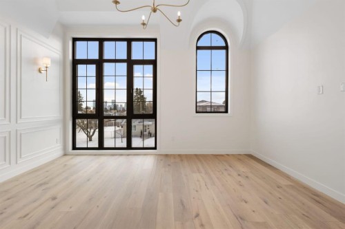 2115 22 Avenue Sw, Calgary, AB - Indoor Photo Showing Other Room