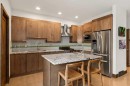 924 8 Avenue Se, Calgary, AB  - Indoor Photo Showing Kitchen With Stainless Steel Kitchen 