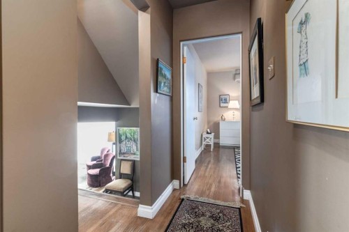 1328 Craig Road Sw, Calgary, AB - Indoor Photo Showing Other Room