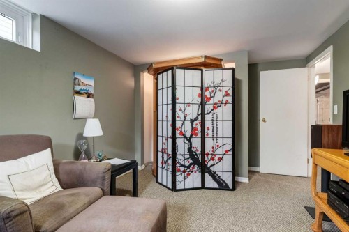 1328 Craig Road Sw, Calgary, AB - Indoor With Fireplace