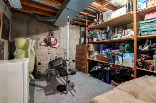 1328 Craig Road Sw, Calgary, AB - Indoor Photo Showing Basement
