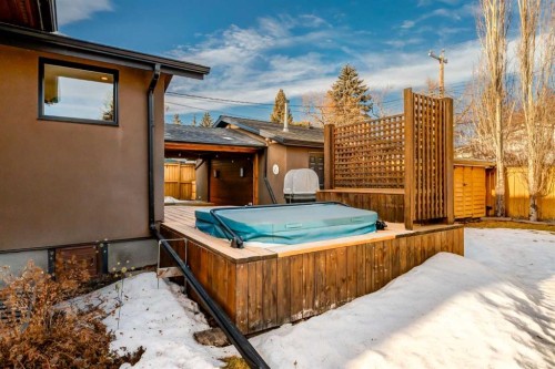 1328 Craig Road Sw, Calgary, AB - Outdoor