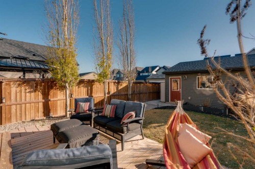 84 Masters Heights Se, Calgary, AB - Outdoor
