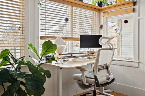 926 8 Avenue Se, Calgary, AB - Indoor Photo Showing Office