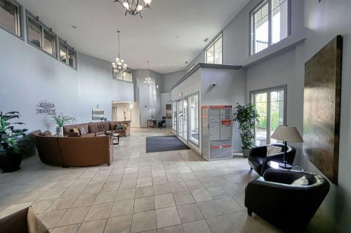 242-52 Cranfield Link Se, Calgary, AB - Indoor Photo Showing Other Room