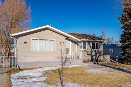 5108 52 Avenue, Stavely, AB - Outdoor