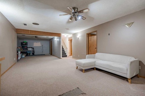 5108 52 Avenue, Stavely, AB - Indoor