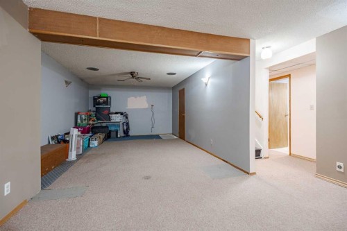 5108 52 Avenue, Stavely, AB - Indoor