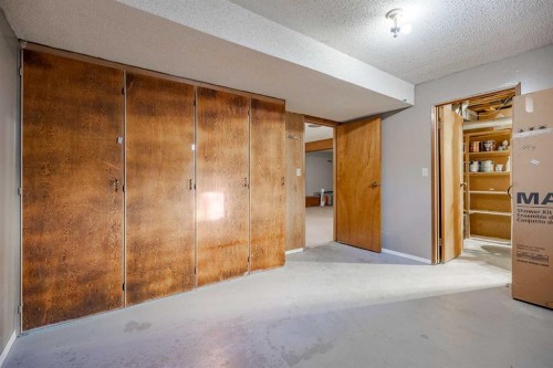 5108 52 Avenue, Stavely, AB - Indoor Photo Showing Other Room