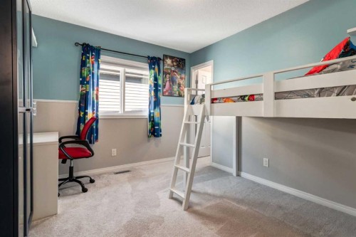 36 Sundown Common, Cochrane, AB - Indoor