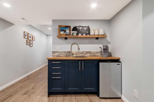 36 Sundown Common, Cochrane, AB - Indoor