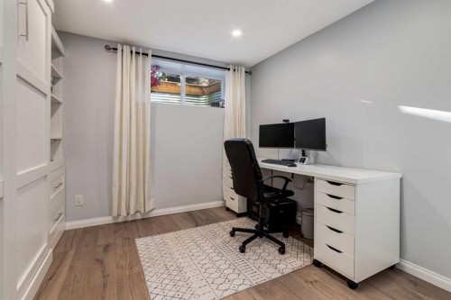 36 Sundown Common, Cochrane, AB - Indoor Photo Showing Office