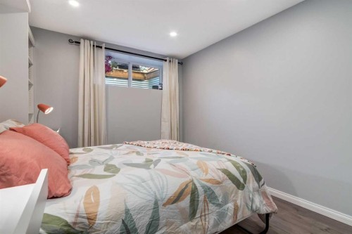 36 Sundown Common, Cochrane, AB - Indoor Photo Showing Bedroom