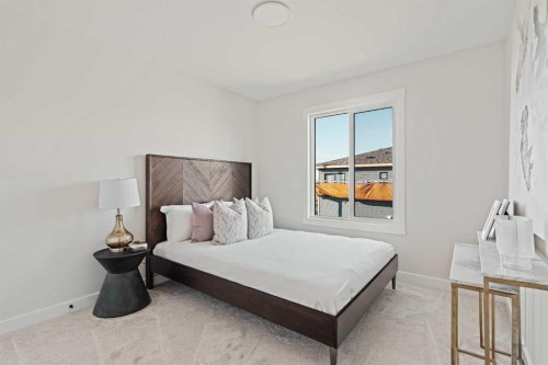 47 Setonridge Park Se, Calgary, AB - Indoor Photo Showing Bedroom