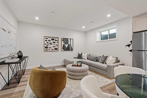 47 Setonridge Park Se, Calgary, AB - Indoor Photo Showing Living Room